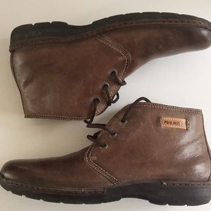 Pikolinos 41 brown leather ankle boot
